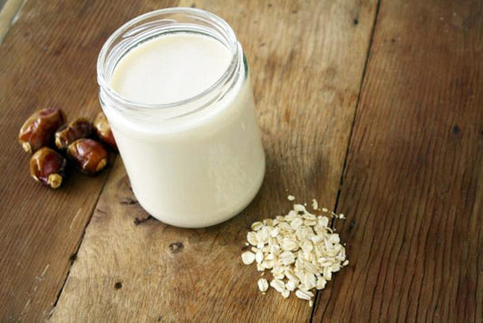 THE SCOOP ON OAT MILK - Tampon Tribe