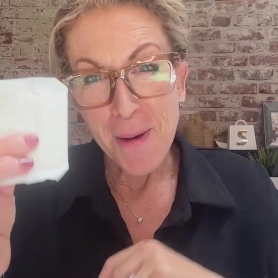 Jen Explaining Pantyliners
